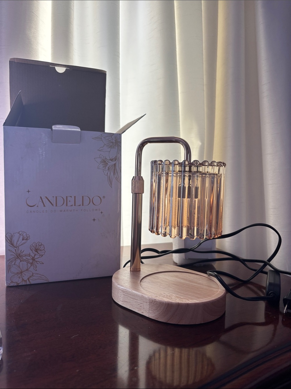 Candeldo Amber Glass Candle Warmer with Wooden Base